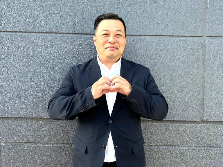 専務取締役 西尾 孝史 専務取締役 西尾 孝史